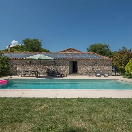 Villa 34lavit Viols-en-Laval